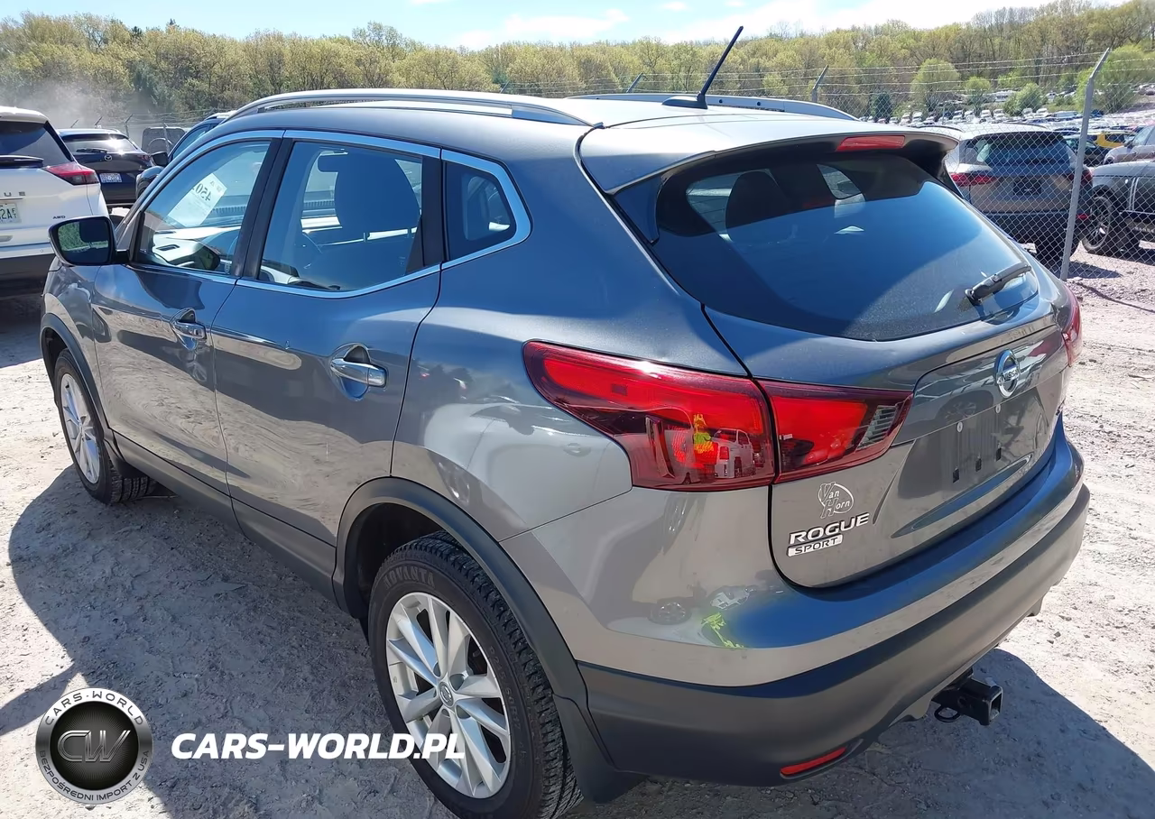2018 Nissan Rogue Sport Sv VIN:JN1BJ1CR7JW254618 - 3