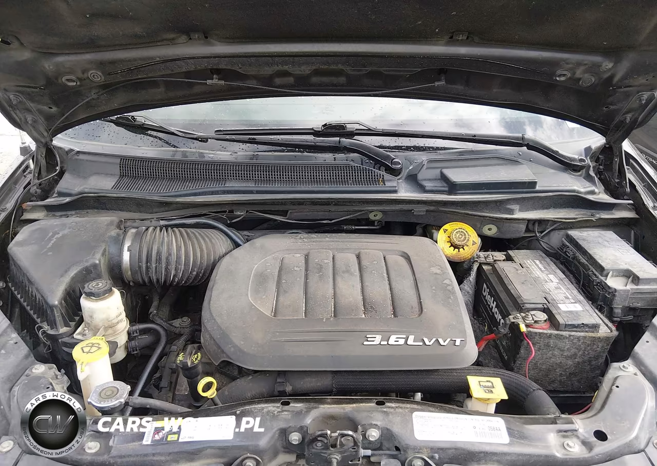 2014 Chrysler Town & Country Touring VIN:2C4RC1BG5ER373384 - 10
