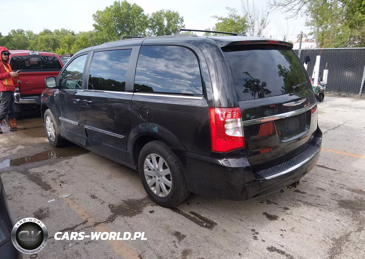 2014 Chrysler Town & Country Touring VIN:2C4RC1BG5ER373384 - 3