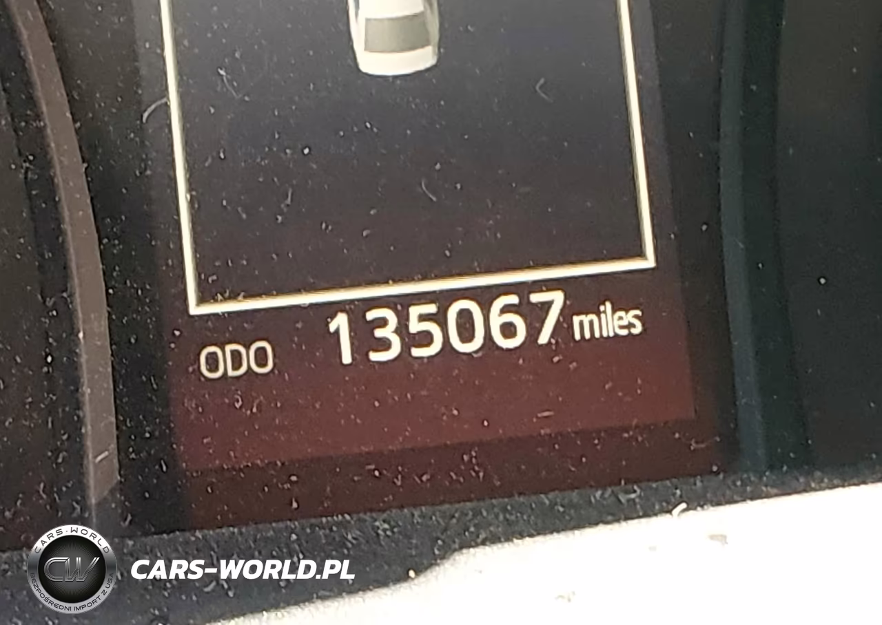 2018 Toyota Camry Se VIN:4T1B11HKXJU137468 - 16