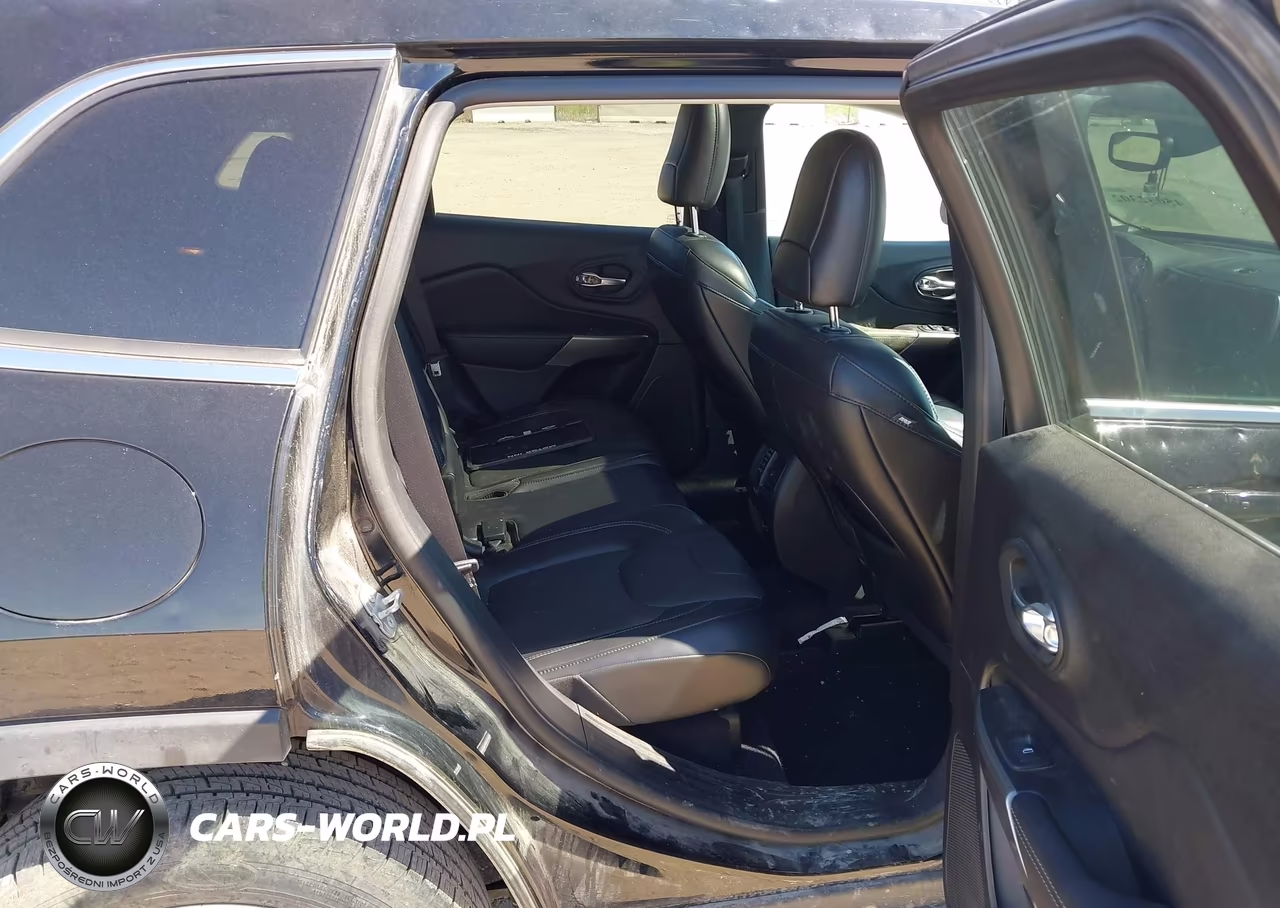 2021 Jeep Cherokee Limited 4X4 VIN:1C4PJMDX3MD185749 - 8