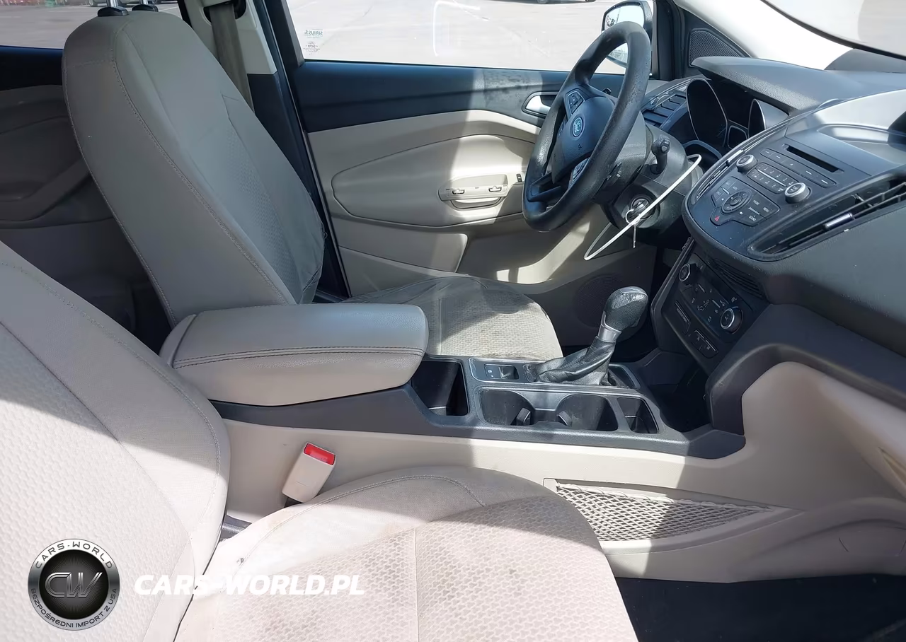 2017 Ford Escape Se VIN:1FMCU0GD2HUD78315 - 5