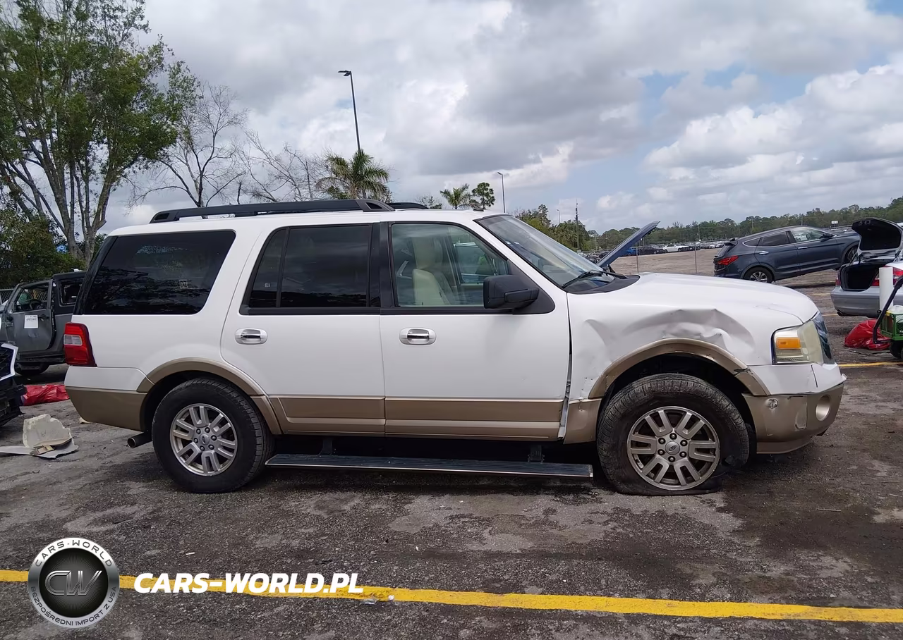 2012 Ford Expedition Xlt VIN:1FMJU1H53CEF23160 - 14