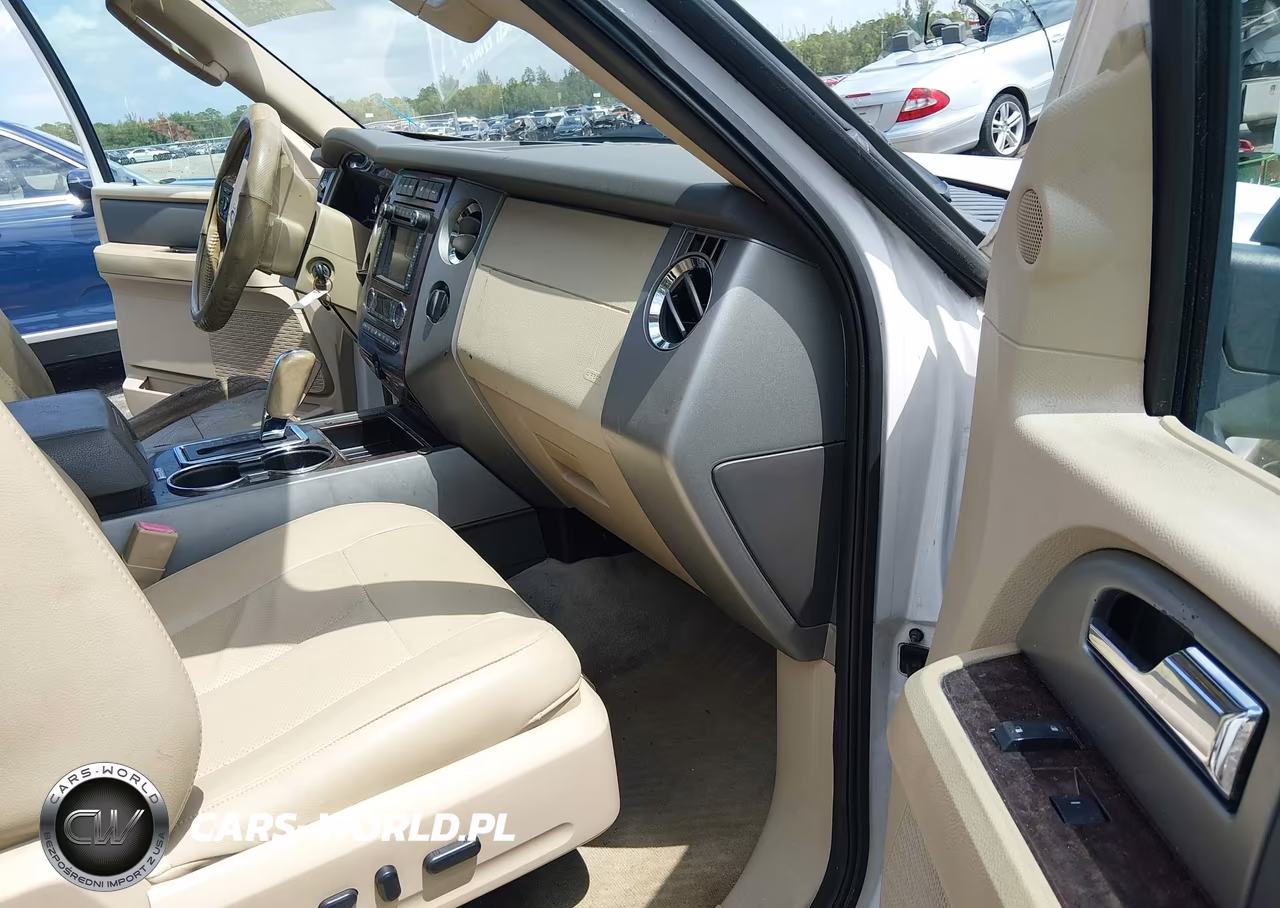 2012 Ford Expedition Xlt VIN:1FMJU1H53CEF23160 - 5