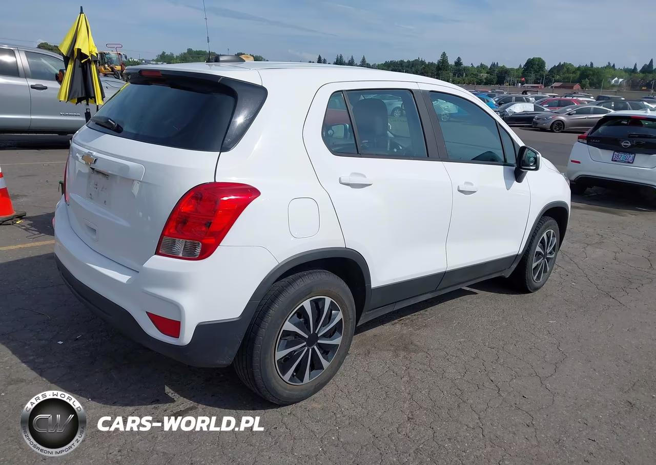 2017 Chevrolet Trax Ls VIN:3GNCJKSB1HL187842 - 4
