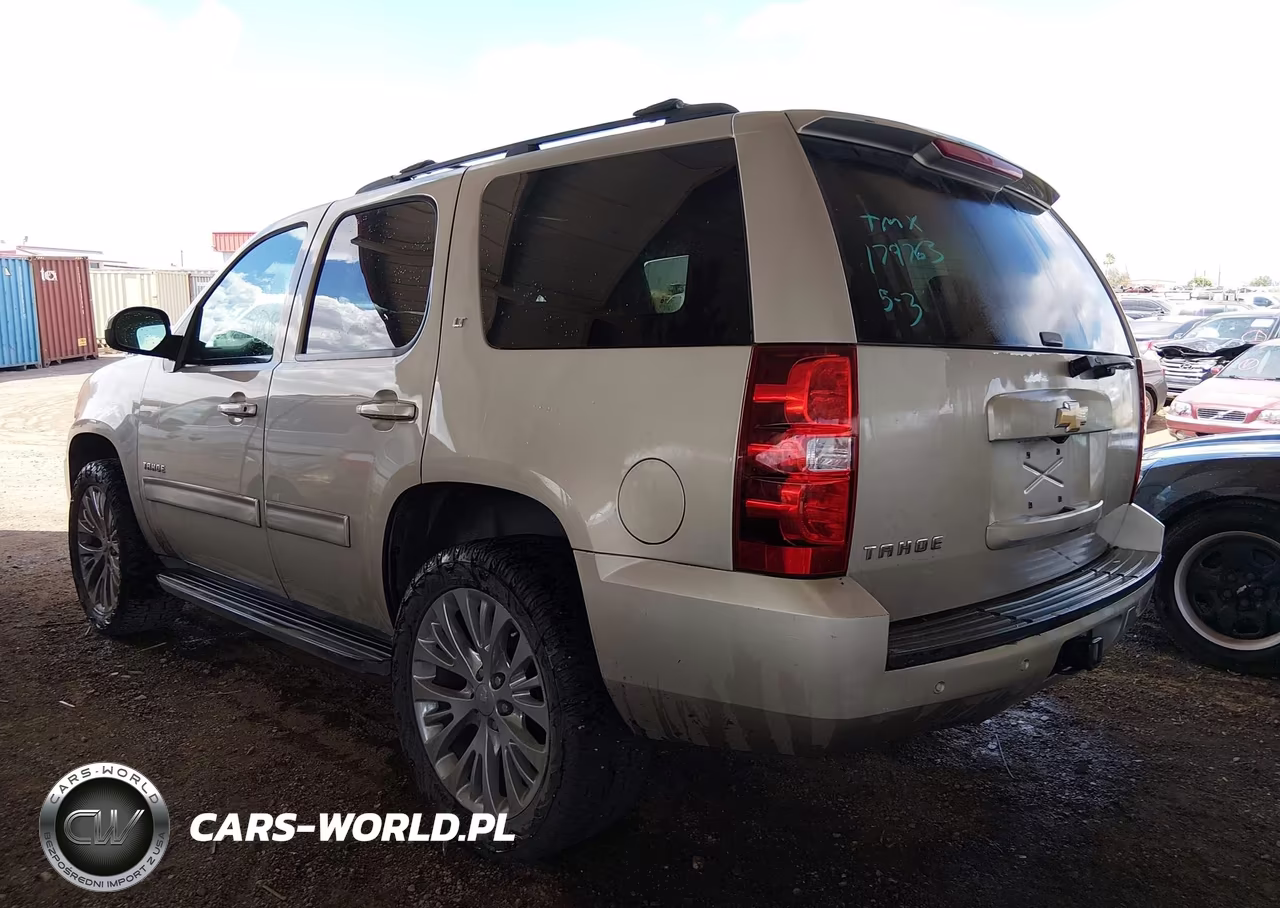 2013 Chevrolet Tahoe Lt VIN:1GNSCBE05DR179763 - 3