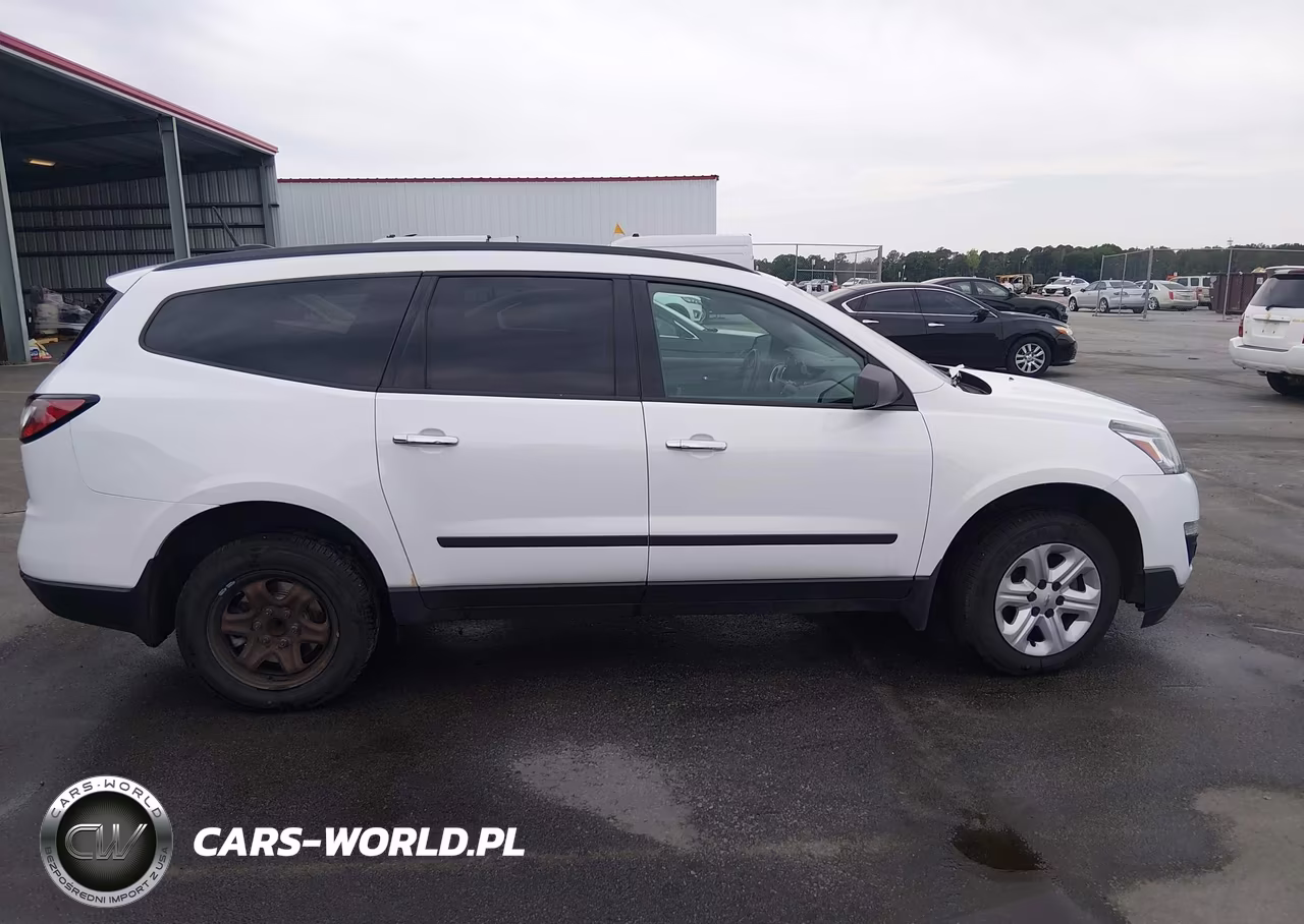 2017 Chevrolet Traverse Ls VIN:1GNKRFKD2HJ334982 - 13