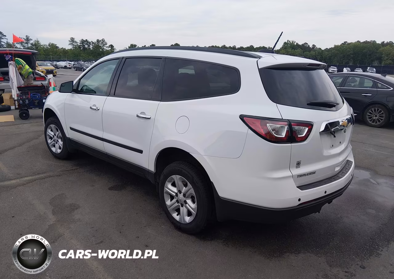 2017 Chevrolet Traverse Ls VIN:1GNKRFKD2HJ334982 - 3