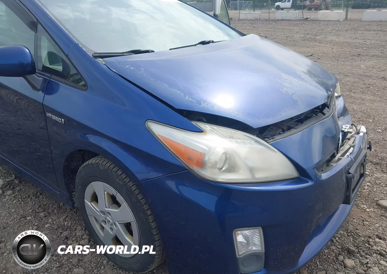 2011 Toyota Prius Two VIN:JTDKN3DU4B1398562 - 18