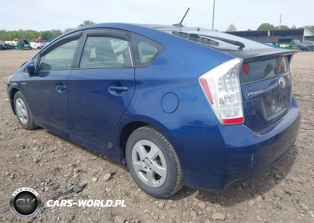 2011 Toyota Prius Two VIN:JTDKN3DU4B1398562 - 3