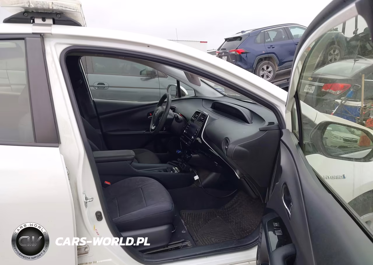 2020 Toyota Prius Le