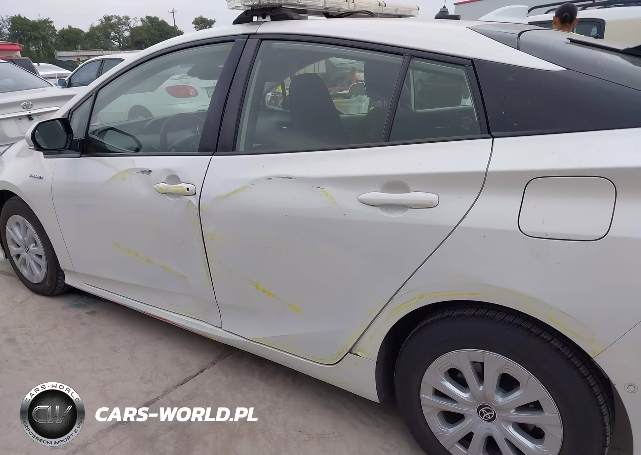 2020 Toyota Prius Le VIN:JTDKARFU7L3122460 - 8