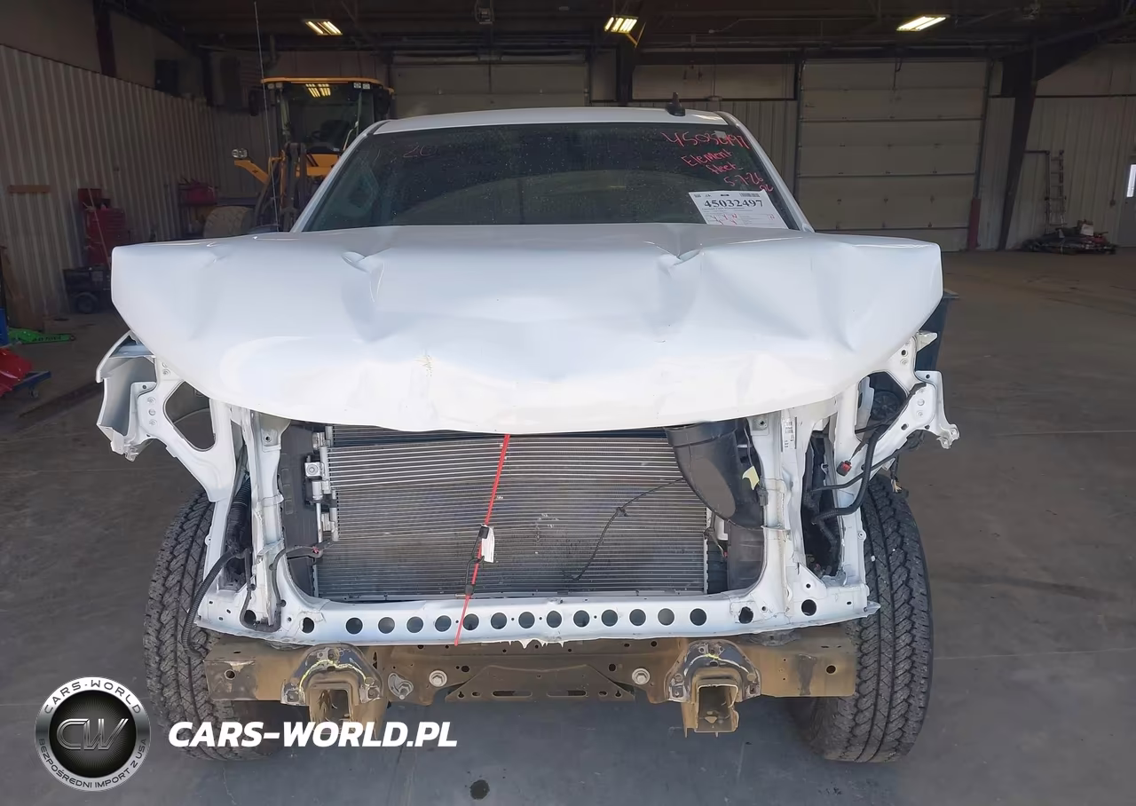 2025 Chevrolet Silverado 1500 4Wd Standard Bed Wt VIN:1GCUKAED4SZ325696 - 12