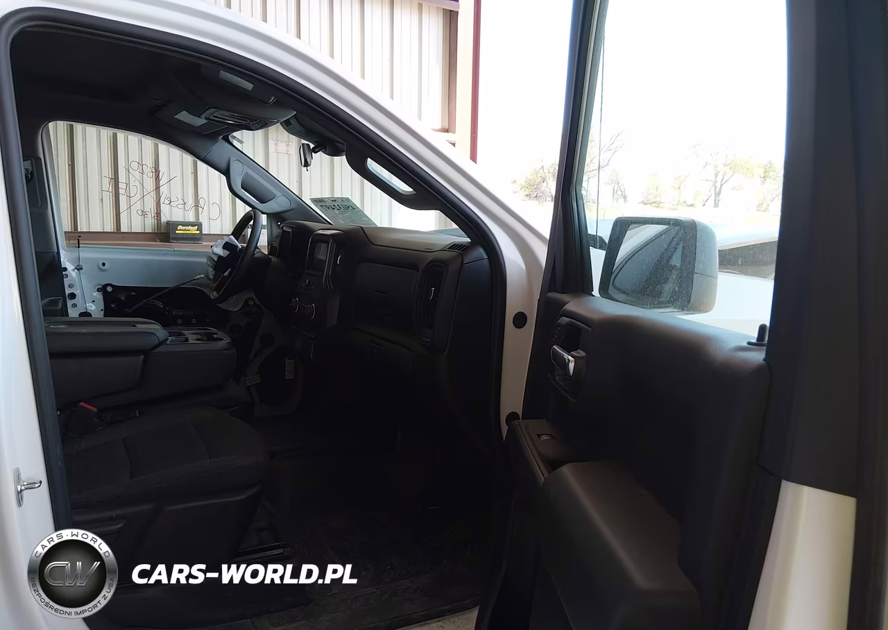 2025 Chevrolet Silverado 1500 4Wd Standard Bed Wt VIN:1GCUKAED4SZ325696 - 4