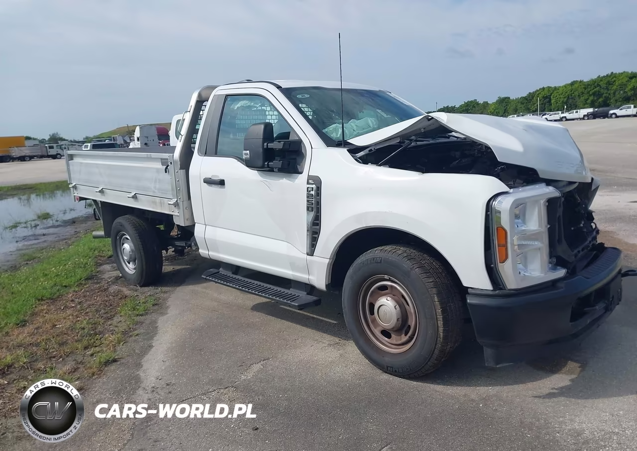 2024 Ford F-250 Xl – zdjęcie 1 z 17