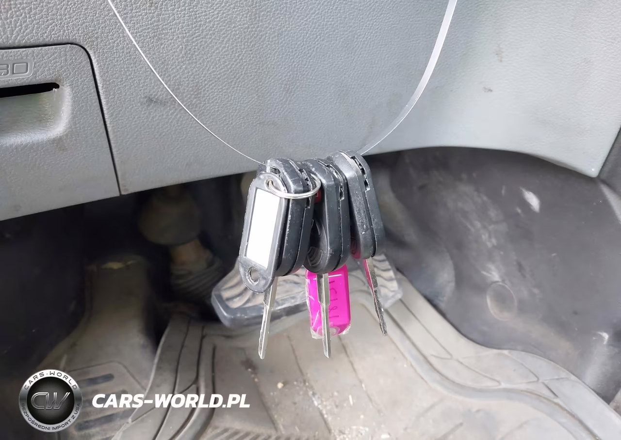 2015 Ford Transit-250 VIN:1FTNR1CM2FKB19634 - 11