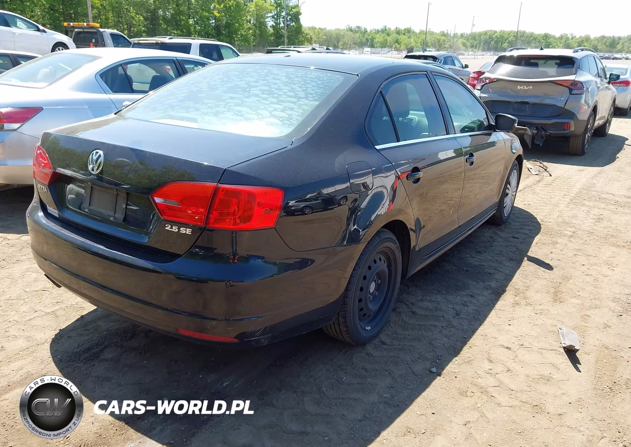 2013 Volkswagen Jetta 2.5L Se VIN:3VWDX7AJ8DM252981 - 4