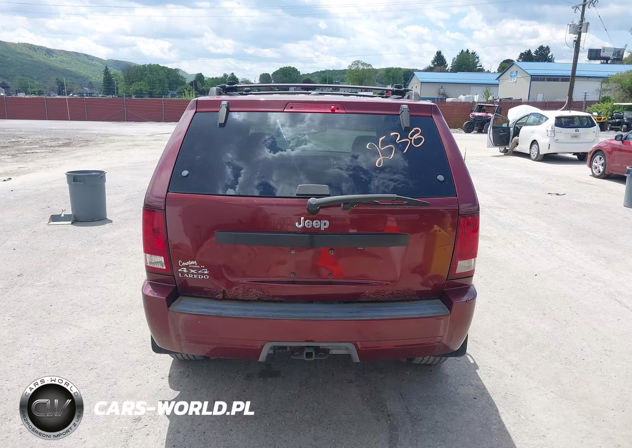 2008 Jeep Grand Cherokee Laredo VIN:1J8GR48K68C138341 - 16