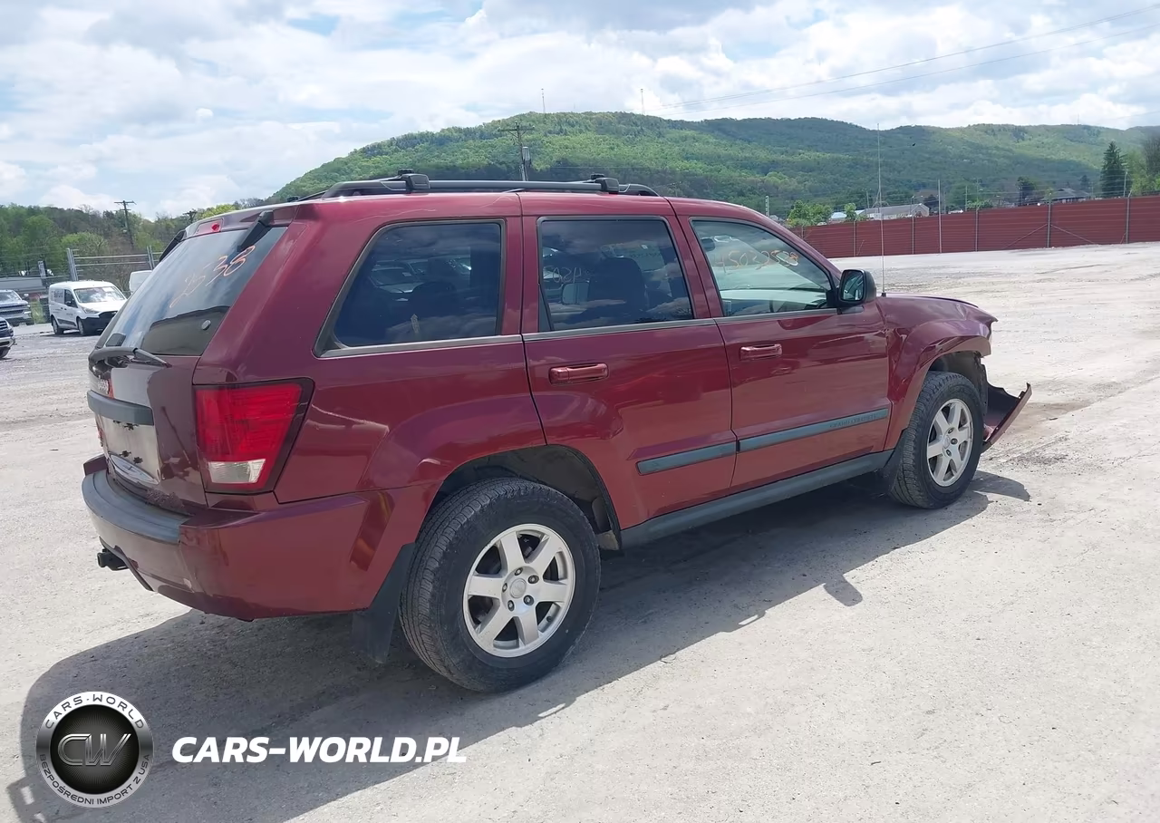 2008 Jeep Grand Cherokee Laredo VIN:1J8GR48K68C138341 - 4