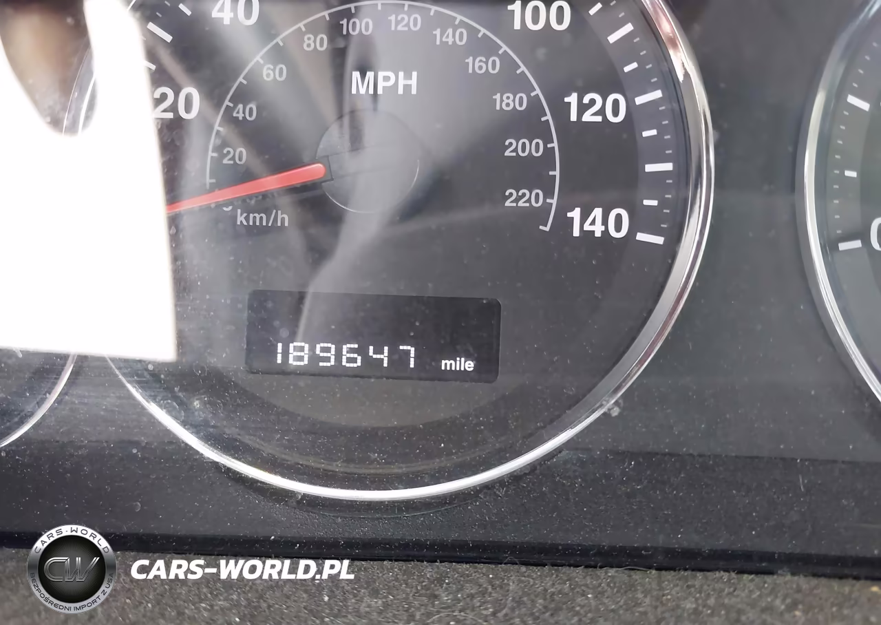 2008 Jeep Grand Cherokee Laredo VIN:1J8GR48K68C138341 - 7