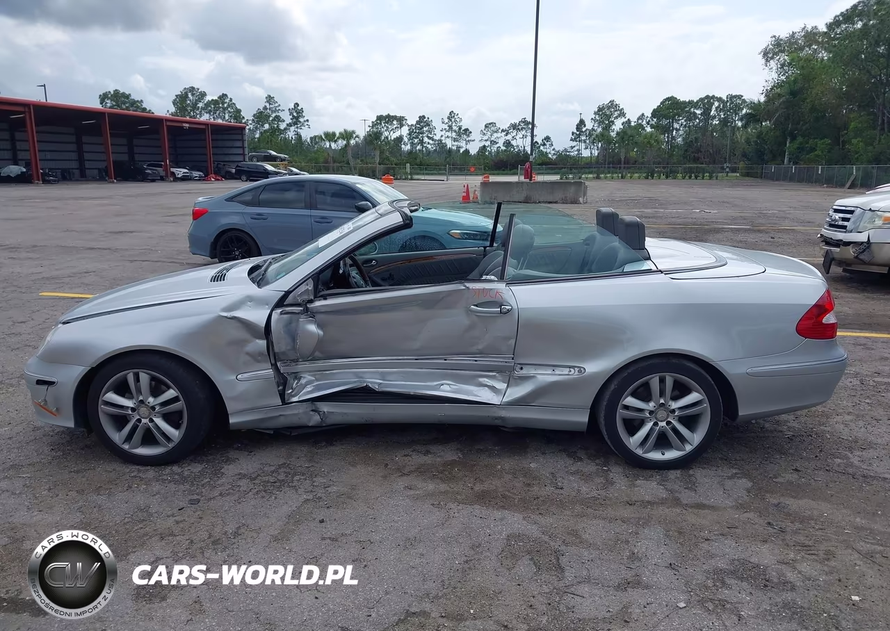 2008 Mercedes-Benz Clk 350 VIN:WDBTK56F28F255255 - 14