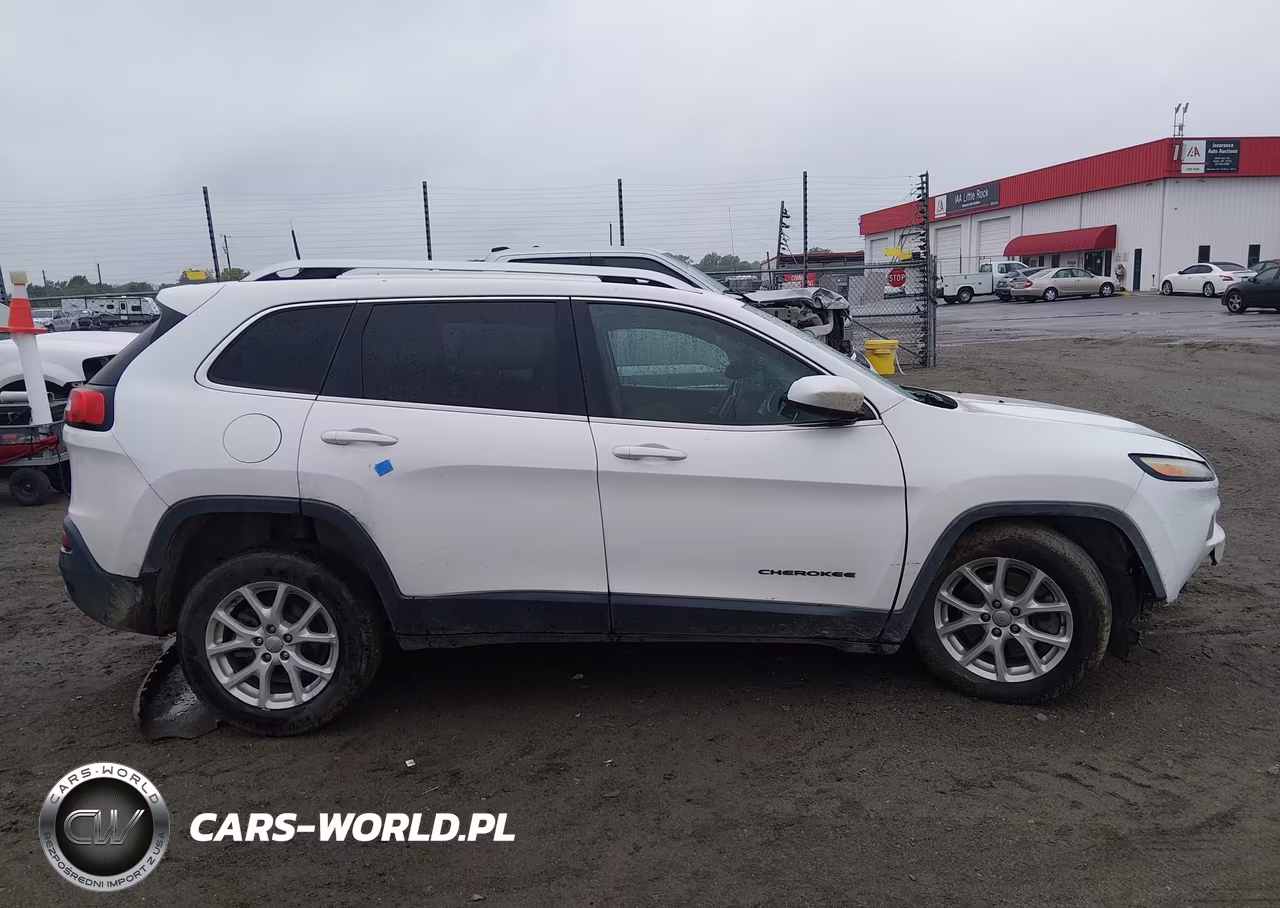 2016 Jeep Cherokee Latitude VIN:1C4PJLCB5GW126369 - 13