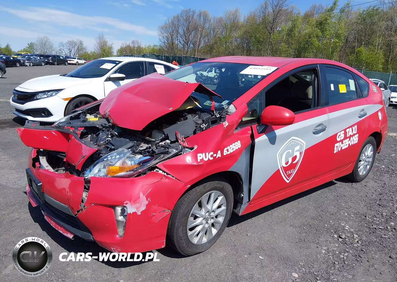 2015 Toyota Prius Plug-In VIN:JTDKN3DP0F3067563 - 2