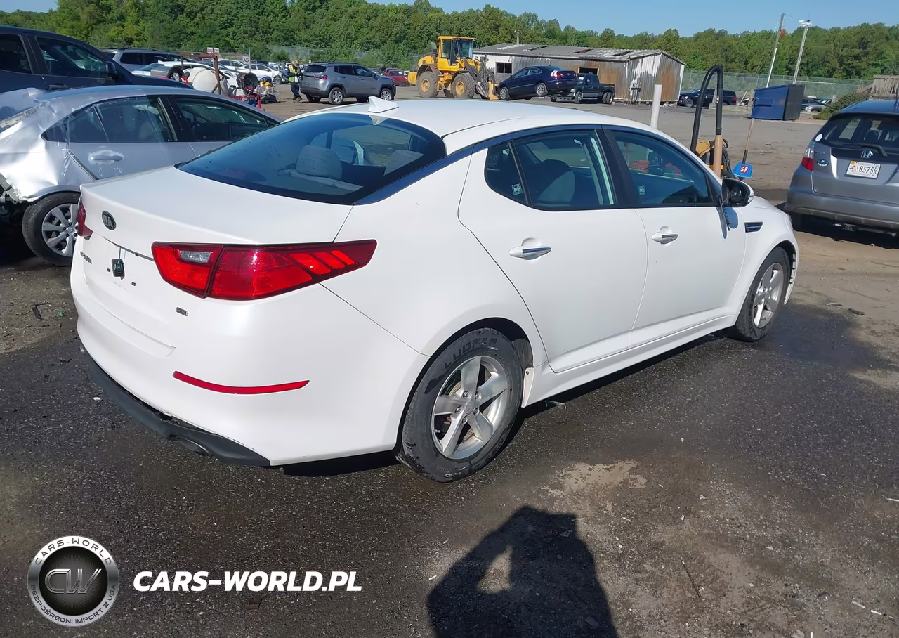 2015 Kia Optima Lx VIN:KNAGM4A78F5589006 - 4