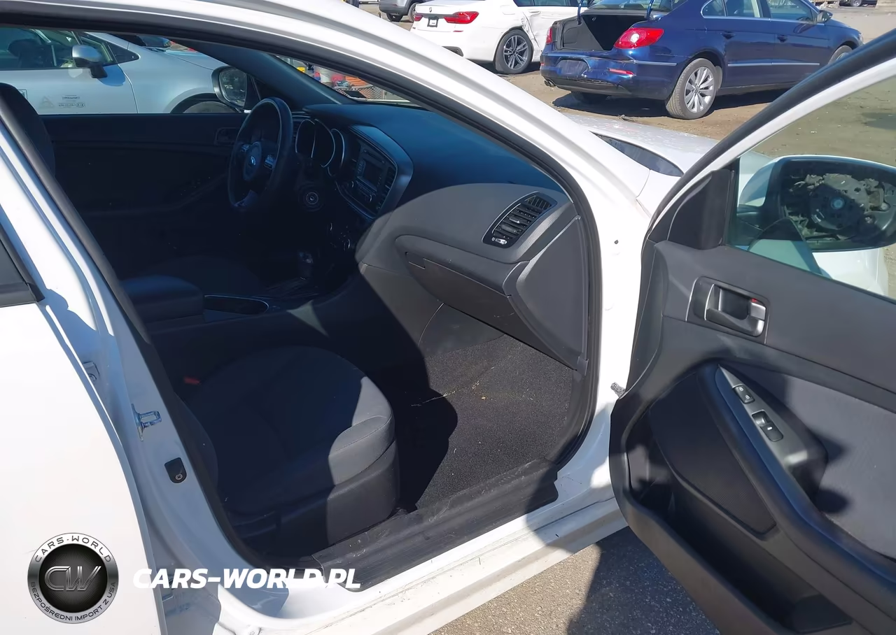2015 Kia Optima Lx VIN:KNAGM4A78F5589006 - 5