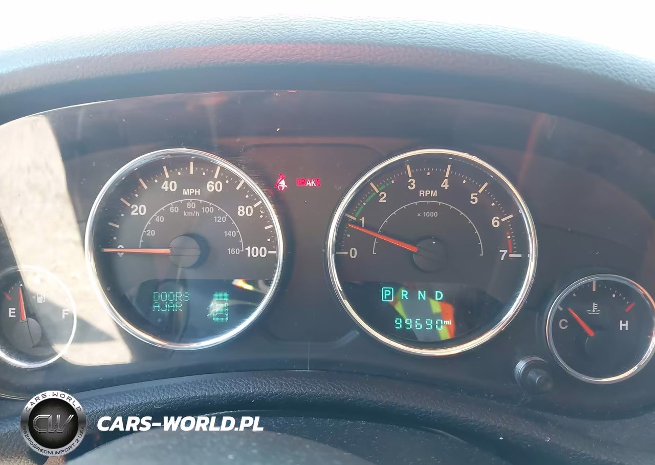 2016 Jeep Wrangler Unlimited Willys Wheeler VIN:1C4BJWDG9GL241127 - 7
