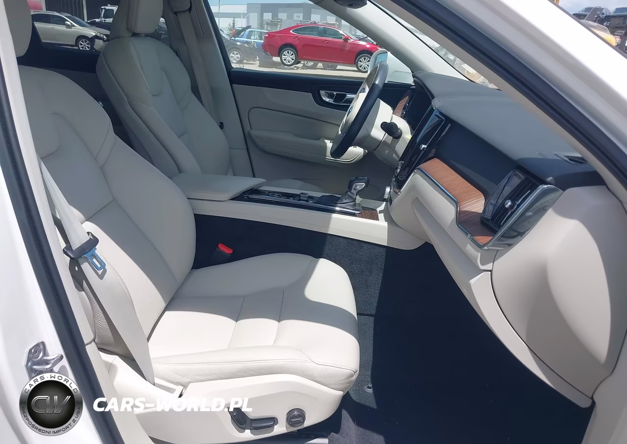 2021 Volvo Xc60 T5 Momentum VIN:YV4102DK0M1845794 - 5