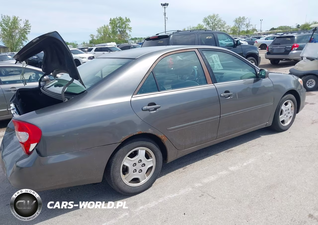 2002 Toyota Camry Le V6 VIN:4T1BF30K32U537804 - 4