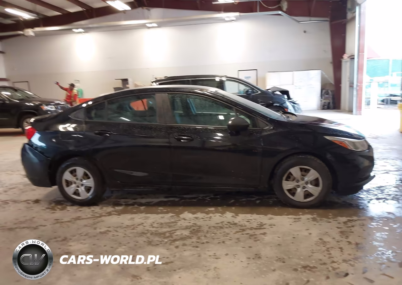 2016 Chevrolet Cruze Ls Auto VIN:1G1BC5SM0G7281840 - 13
