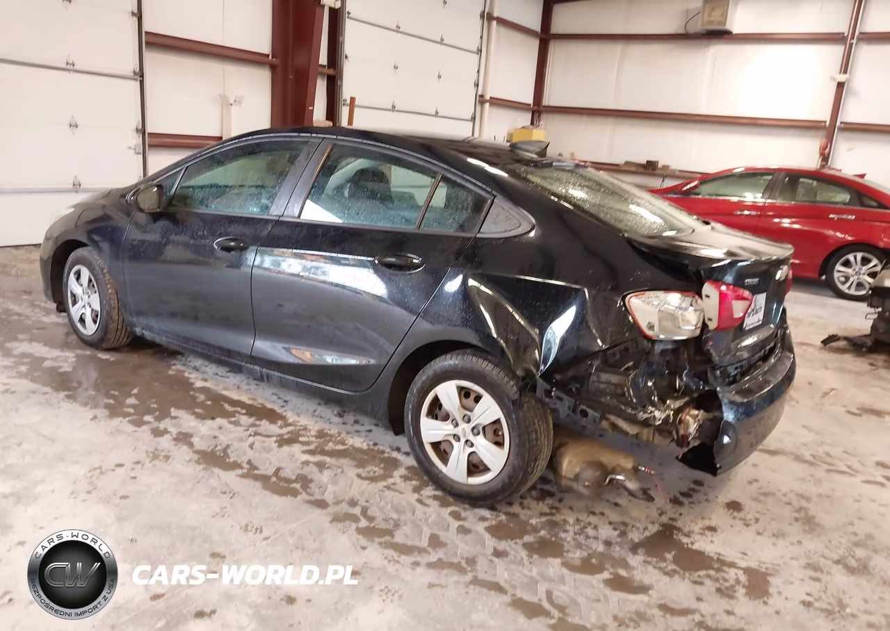2016 Chevrolet Cruze Ls Auto VIN:1G1BC5SM0G7281840 - 3