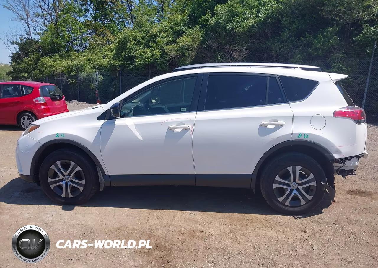 2018 Toyota Rav4 Le VIN:JTMBFREV7JJ735232 - 15