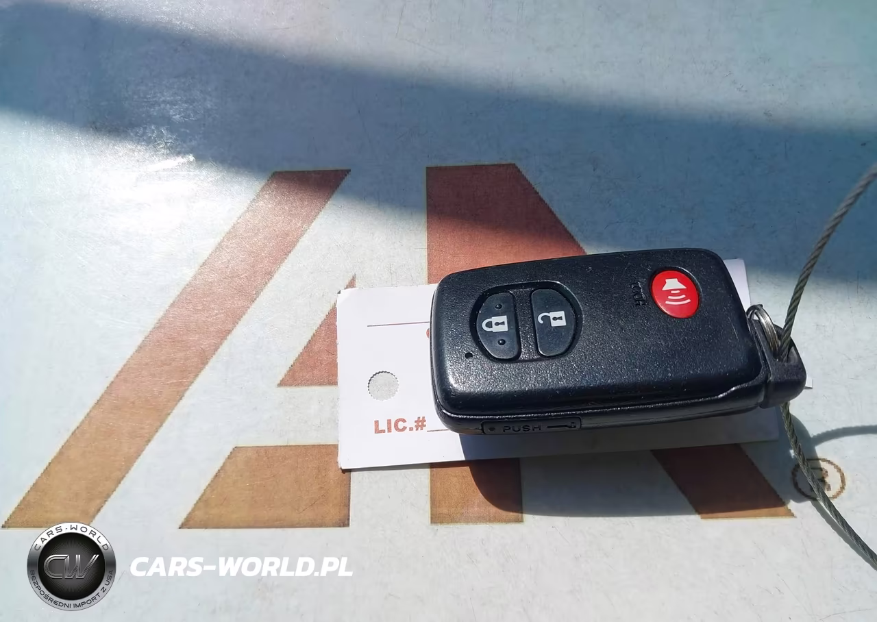 2011 Toyota Prius Three VIN:JTDKN3DU0B0280983 - 11