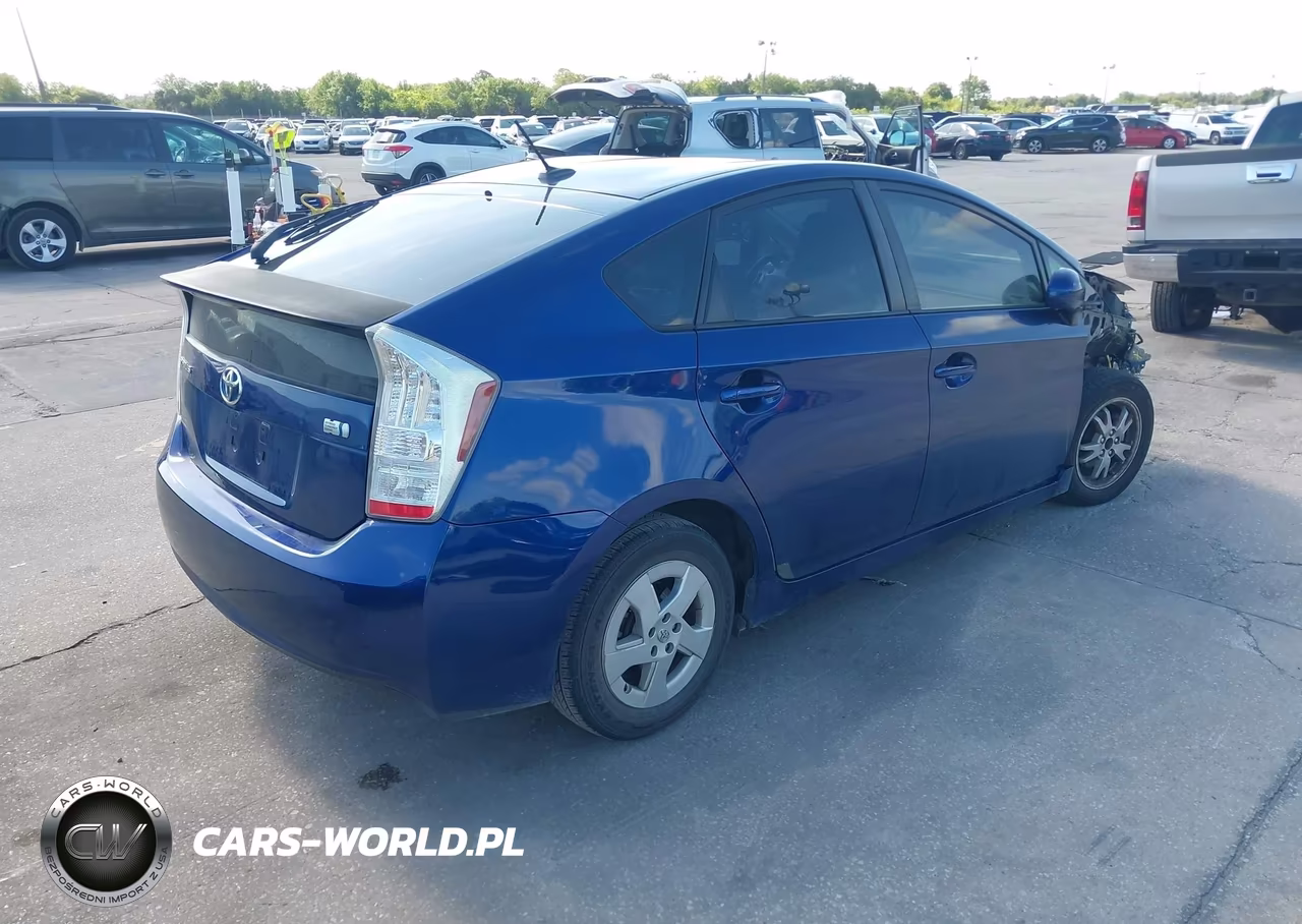 2011 Toyota Prius Three VIN:JTDKN3DU0B0280983 - 4