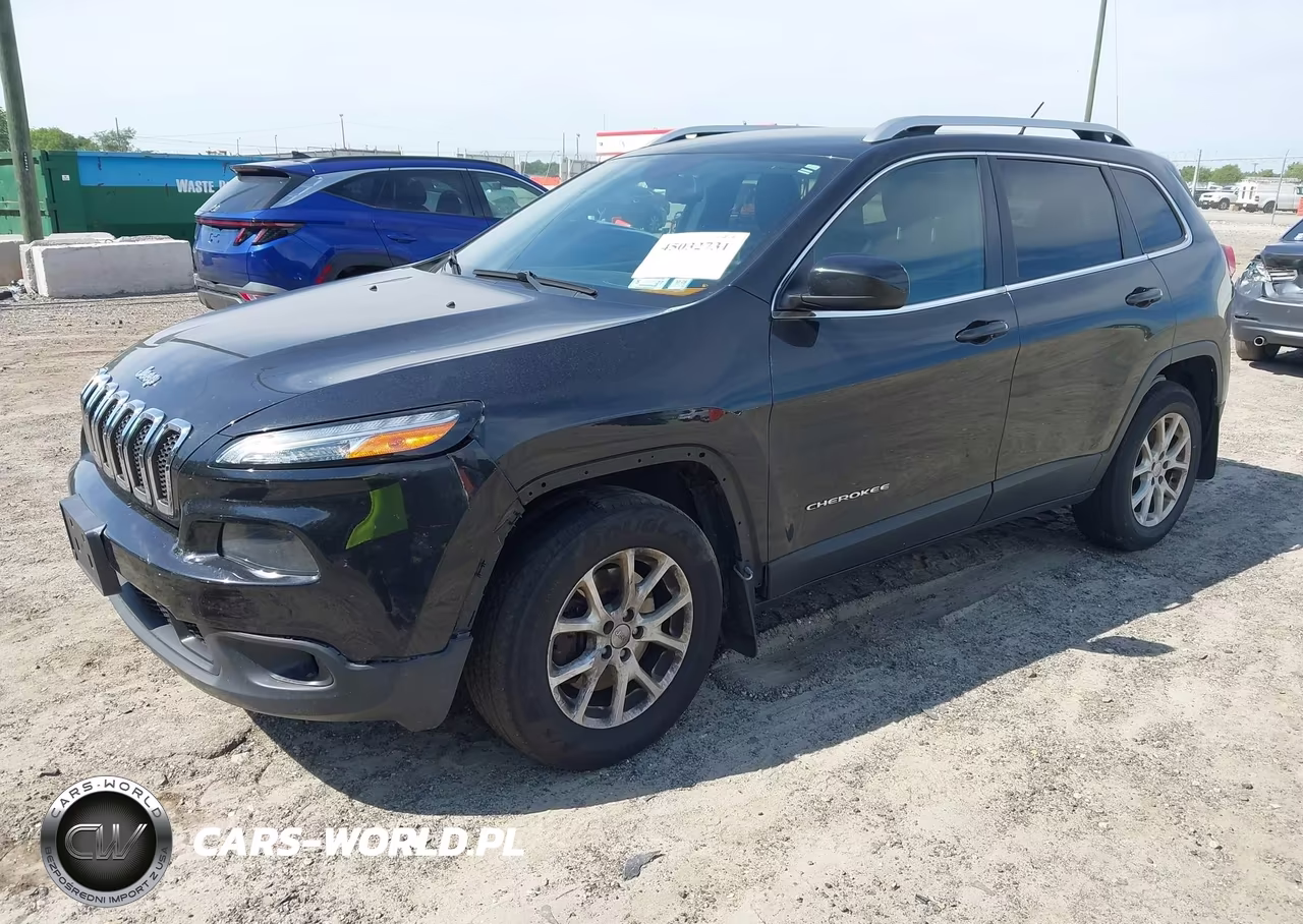 2015 Jeep Cherokee Latitude VIN:1C4PJMCS7FW610449 - 2