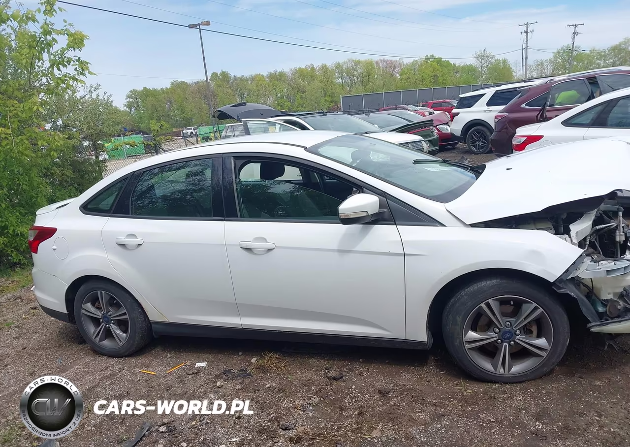 2014 Ford Focus Se VIN:1FADP3F26EL235098 - 14