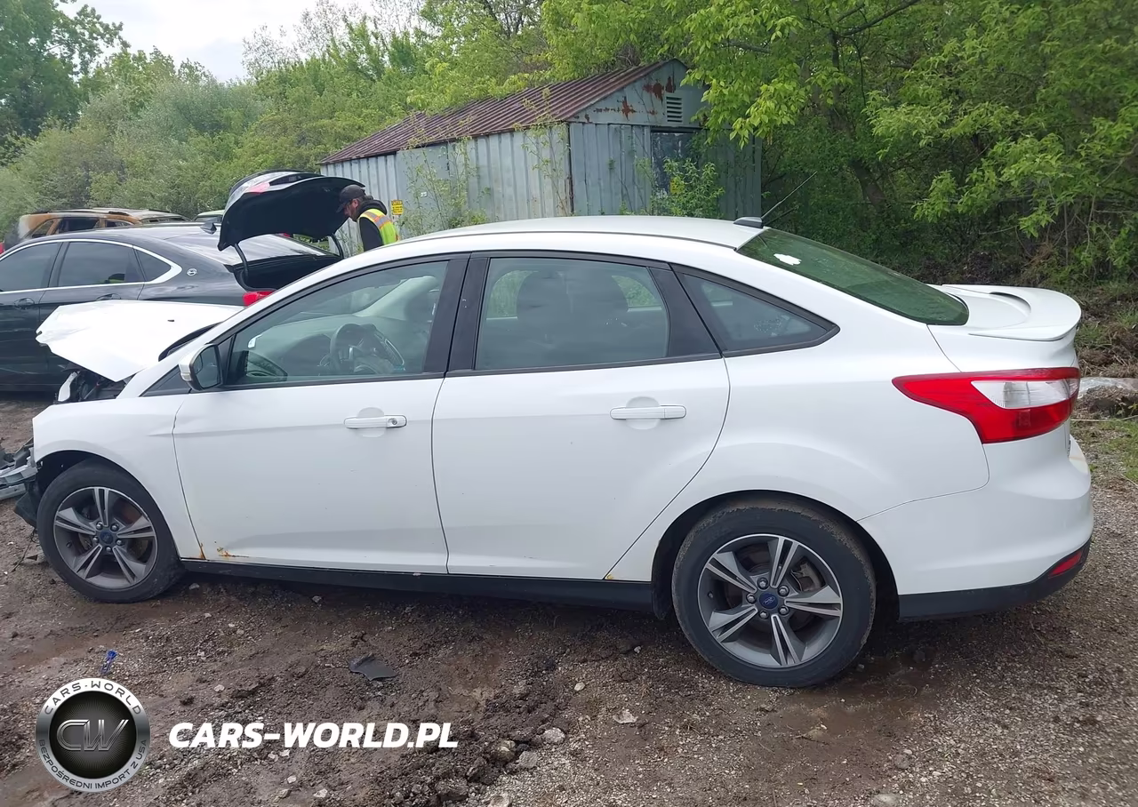 2014 Ford Focus Se VIN:1FADP3F26EL235098 - 15