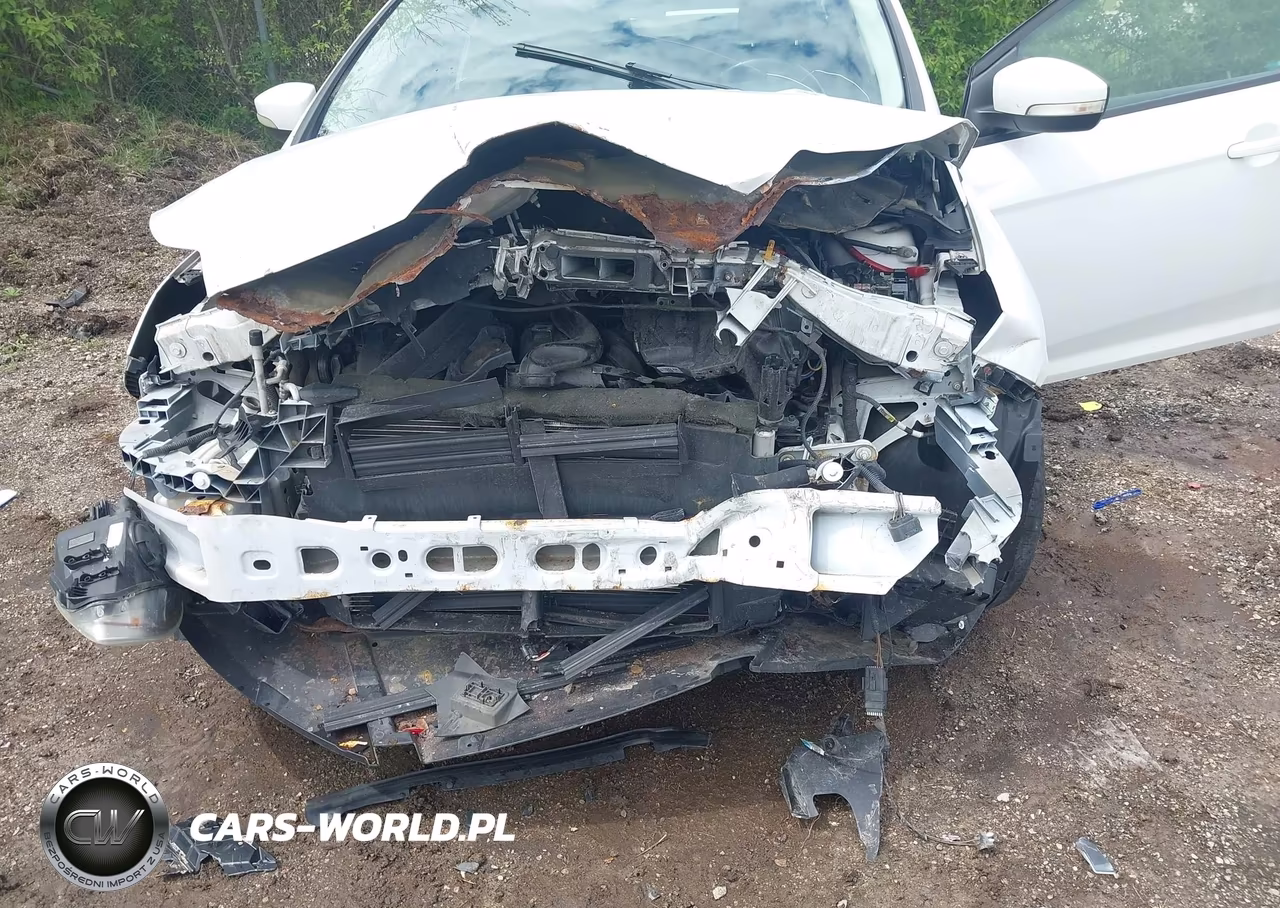 2014 Ford Focus Se VIN:1FADP3F26EL235098 - 6
