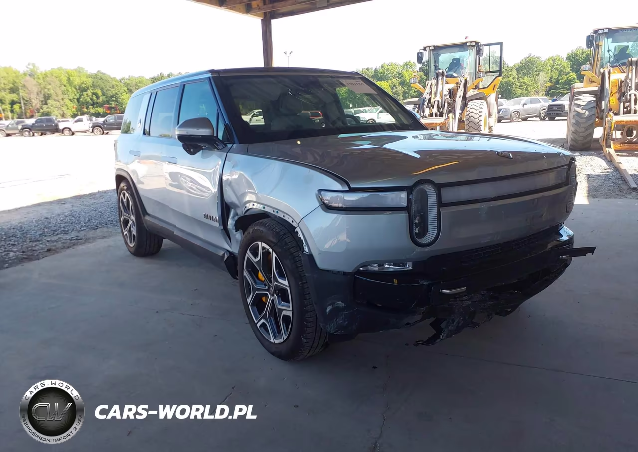 2023 Rivian R1S Adventure