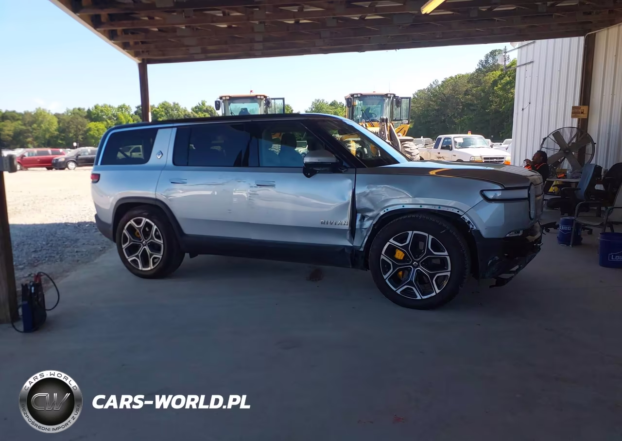 2023 Rivian R1S Adventure VIN:7PDSGABAXPN006829 - 13