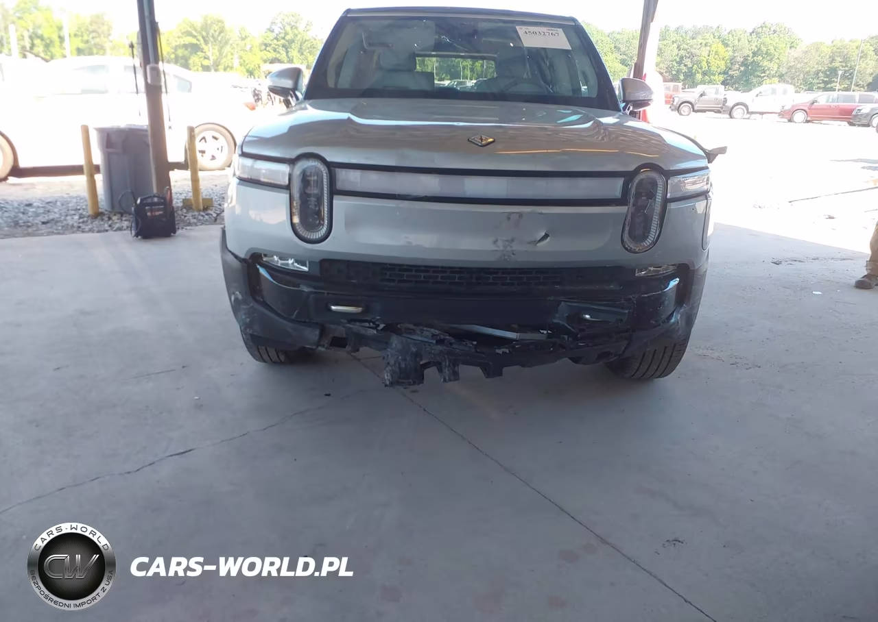2023 Rivian R1S Adventure VIN:7PDSGABAXPN006829 - 19