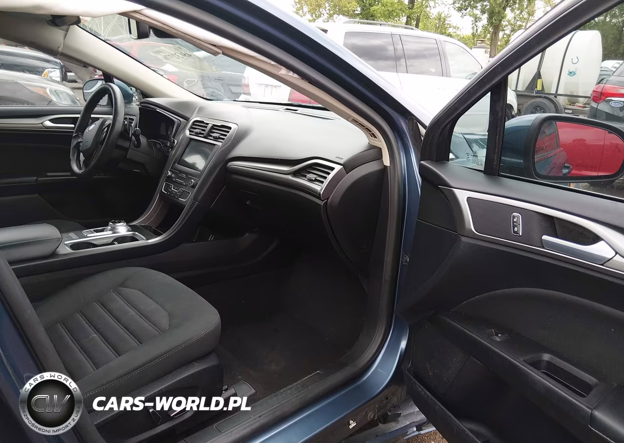 2019 Ford Fusion Se VIN:3FA6P0HD6KR203884 - 5