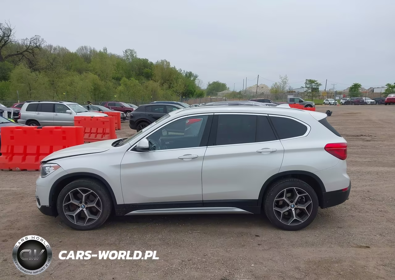 BMW X1 XDRIVE2 VIN:WBXHT3C36J3H32768 - 14
