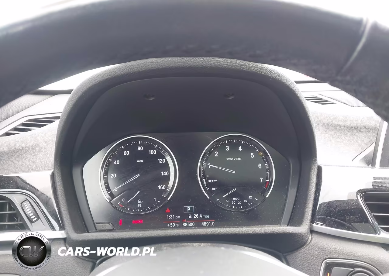BMW X1 XDRIVE2 VIN:WBXHT3C36J3H32768 - 7
