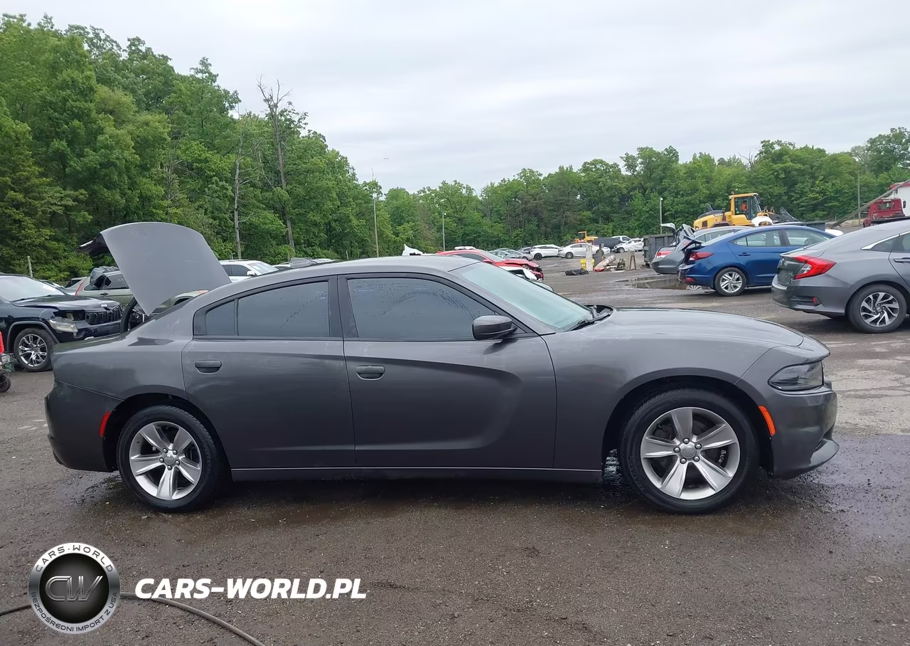 2018 Dodge Charger Sxt Plus Rwd VIN:2C3CDXHG4JH156586 - 13