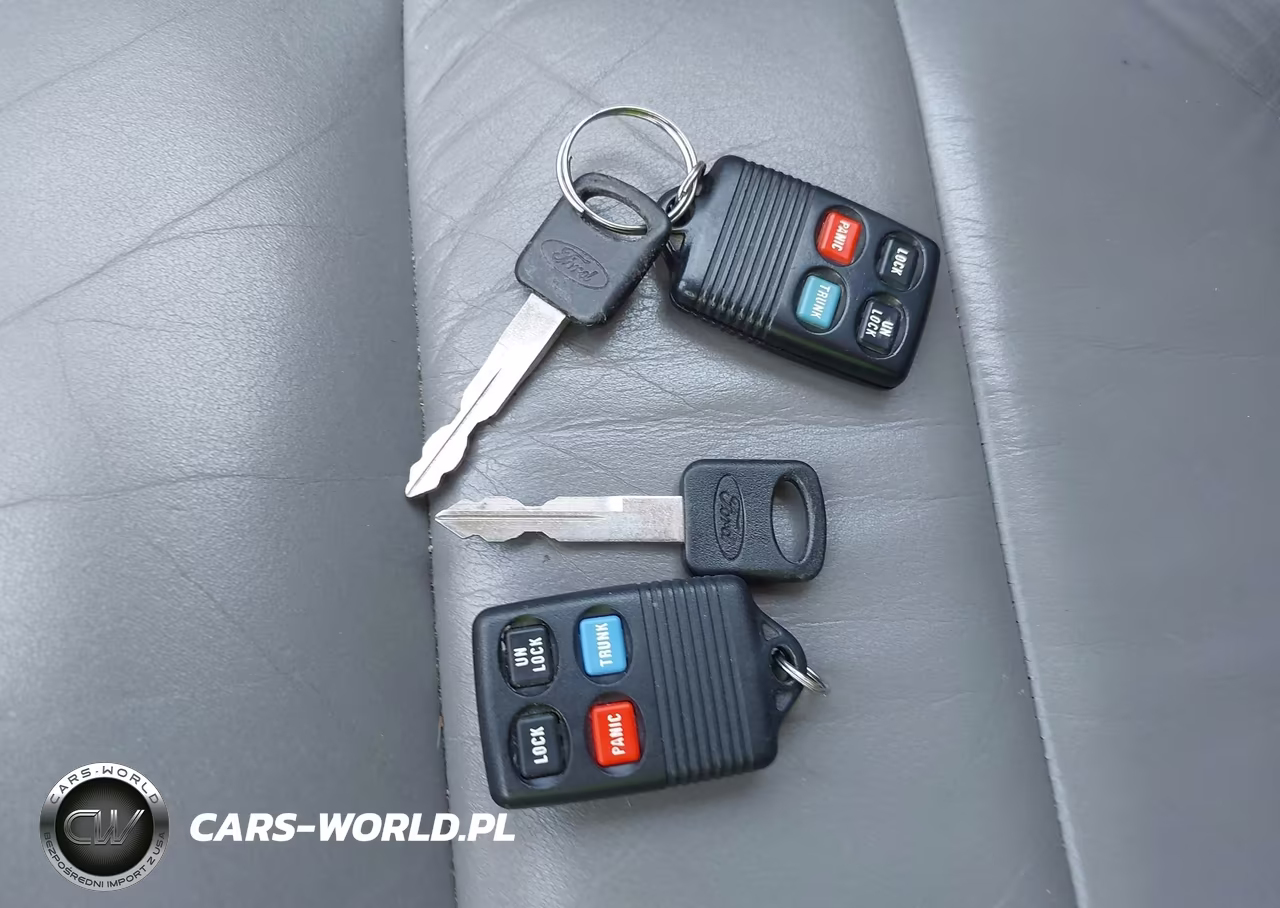 1997 Ford Thunderbird Lx VIN:1FALP62W8VH156475 - 11