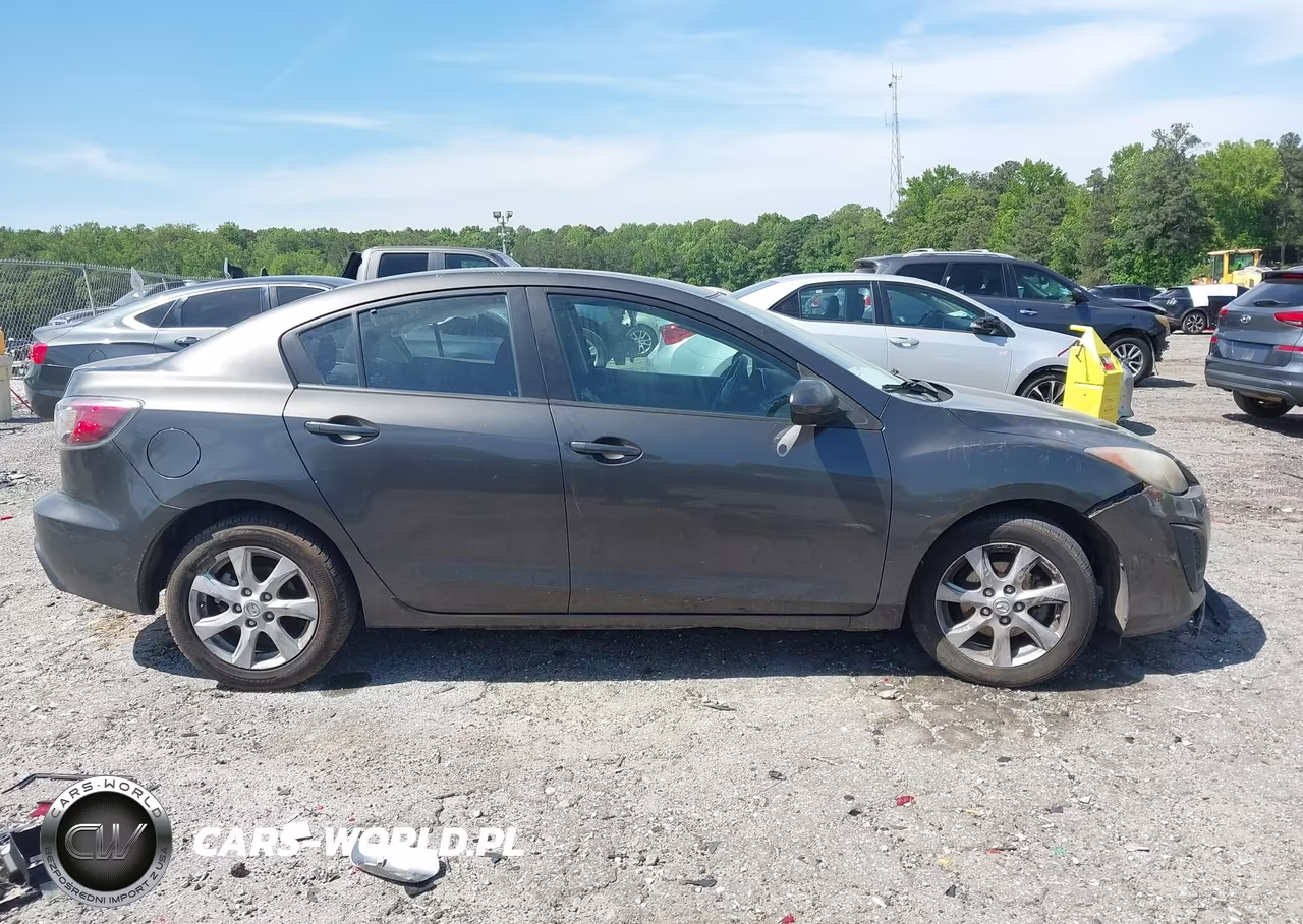 2011 Mazda Mazda3 I Touring VIN:JM1BL1VF6B1355755 - 12